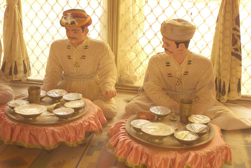 Gallery inside the dining hall of Jaigarh Fort depicting the royal kings dining